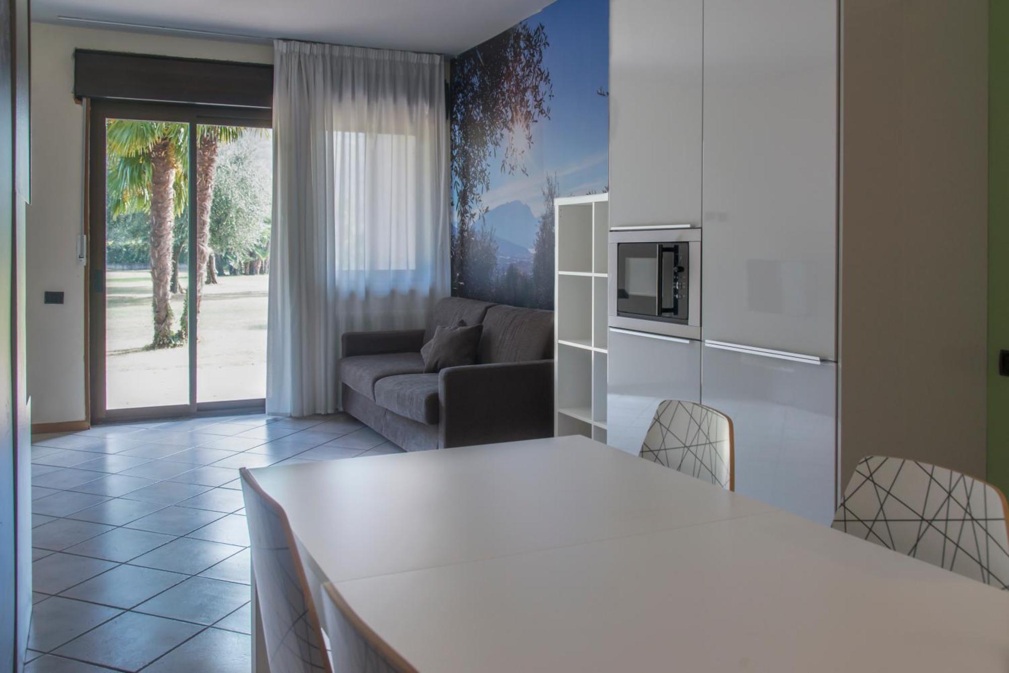 Monica Aparthotel 3*